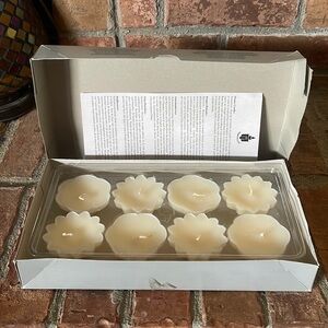 NIB PartyLite Vanilla Floater Candles